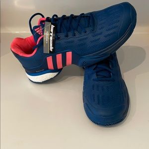 Adidas Barricade Tennis shoes men’s size 11.5 NWT